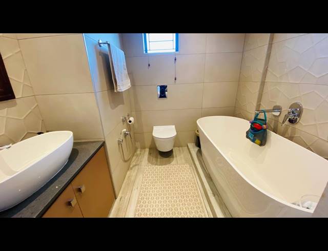 3 BEDROOM APARTMENT FOR SALE IN MUSGRAVE